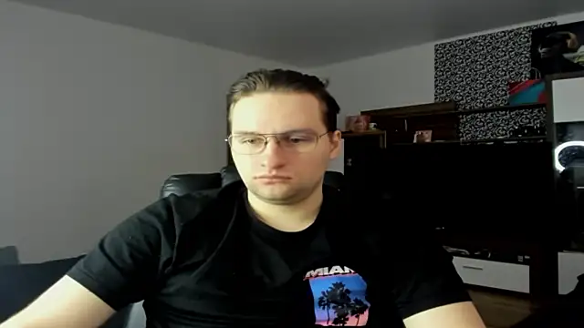 romiosabrino online show from January 9, 2026, 12:45 pm