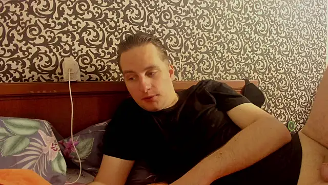 romiosabrino online show from May 11, 2026, 3:40 pm