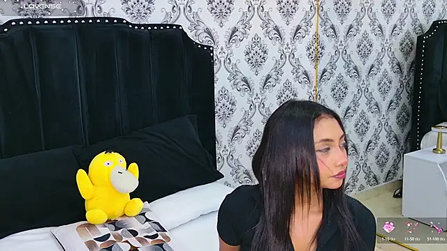 Becca Grims online show from November 15, 2025, 3:21 am