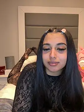 Snapshot of LilMisIndianx chatting on October 30, 2025, 8:23 am LilMisIndianx online show from October 30, 2025, 8:23 am