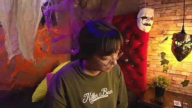 Snapshot of Victoria_Thompson1 chatting on October 30, 2025, 8:39 pm Victoria Thompson1 online show from October 30, 2025, 8:39 pm