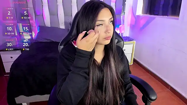 Snapshot of Adaara_Rey chatting on November 10, 2025, 7:41 pm Adaara Rey online show from November 10, 2025, 7:41 pm