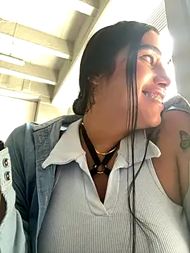 Bella  Wood online show from October 14, 2025, 6:30 pm