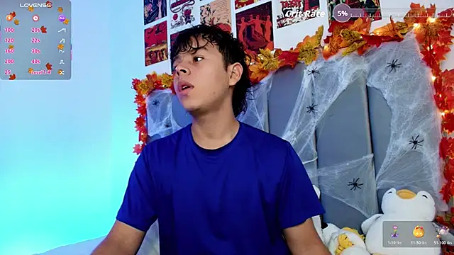 Snapshot of nico_leroy chatting on October 25, 2025, 8:09 pm nico leroy online show from October 25, 2025, 8:09 pm