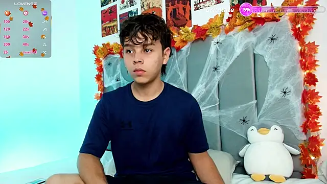 Snapshot of nico_leroy chatting on October 24, 2025, 5:34 pm nico leroy online show from October 24, 2025, 5:34 pm