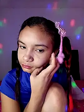 liz7skinny online show from April 24, 2026, 7:38 pm