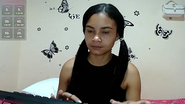 Snapshot of liz7skinny chatting on July 29, 2026, 9:14 pm liz7skinny online show from July 29, 2026, 9:14 pm