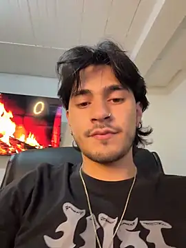 Snapshot of Elian_savoy chatting on October 31, 2025, 1:57 am Elian savoy online show from October 31, 2025, 1:57 am