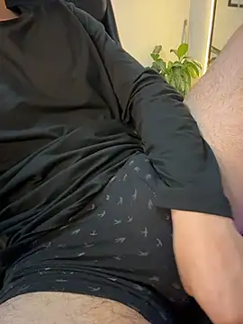 Snapshot of Elian_savoy chatting on November 12, 2025, 11:52 pm Elian savoy online show from November 12, 2025, 11:52 pm