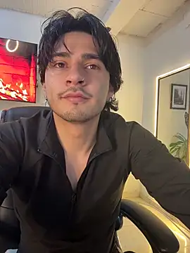 Snapshot of Elian_savoy chatting on November 14, 2025, 11:52 pm Elian savoy online show from November 14, 2025, 11:52 pm