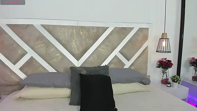 Snapshot of ximena_vasquez8 chatting on May 14, 2026, 3:58 am ximena vasquez8 online show from May 14, 2026, 3:58 am