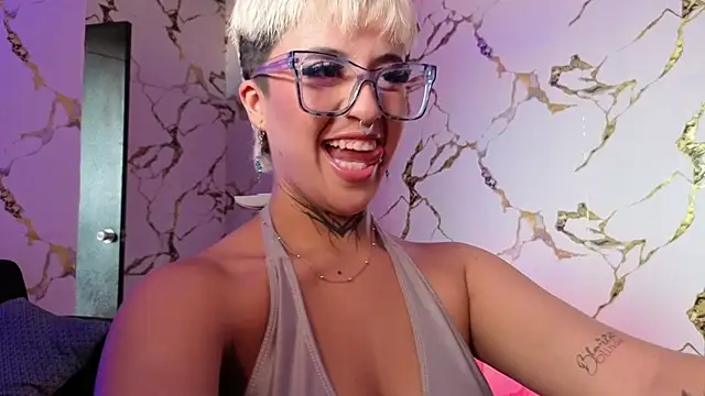 Snapshot of Rebeka-baker chatting on March 28, 2026, 2:18 pm Rebeka-baker online show from March 28, 2026, 2:18 pm