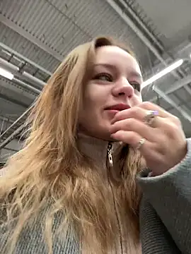 Snapshot of Cum_girlss chatting on October 13, 2025, 4:14 am Cum girlss online show from October 13, 2025, 4:14 am