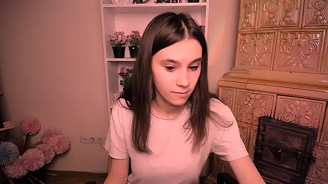 RosaRay  online show from March 11, 2026, 7:35 am