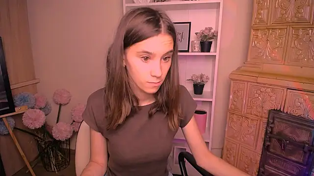 Snapshot of RosaRay_ chatting on August 1, 2026, 6:11 am RosaRay online show from August 1, 2026, 6:11 am