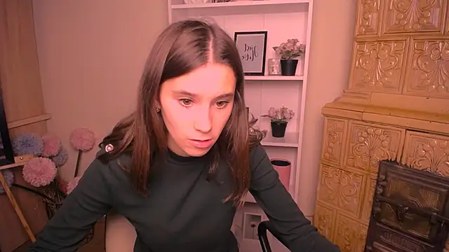 Snapshot of RosaRay_ chatting on July 25, 2026, 6:43 am RosaRay online show from July 25, 2026, 6:43 am