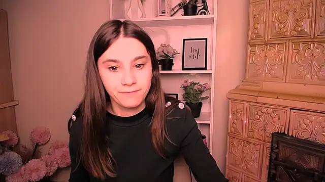 RosaRay  online show from April 24, 2026, 6:48 am