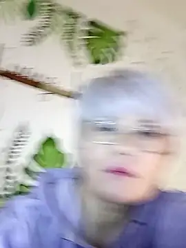 Catty Lady online show from February 5, 2026, 7:43 pm