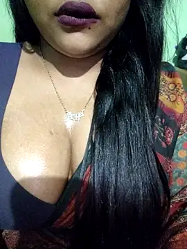 Snapshot of JIYA-04 chatting on April 11, 2026, 11:47 am JIYA-04 online show from April 11, 2026, 11:47 am