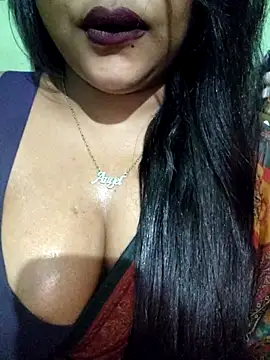 Snapshot of JIYA-04 chatting on April 12, 2026, 2:42 pm JIYA-04 online show from April 12, 2026, 2:42 pm