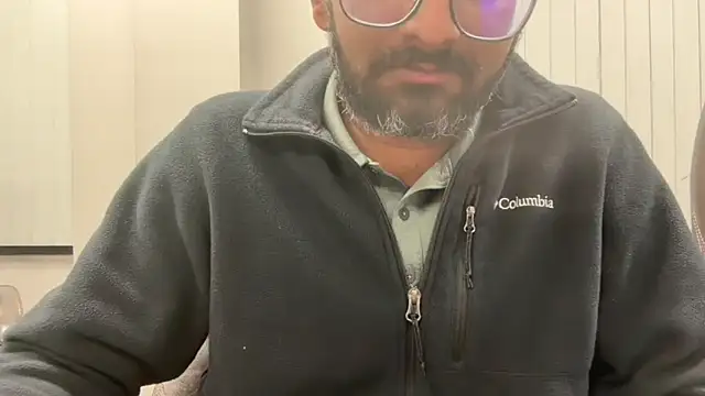 Snapshot of pranastro00 chatting on December 3, 2025, 10:14 am pranastro00 online show from December 3, 2025, 10:14 am