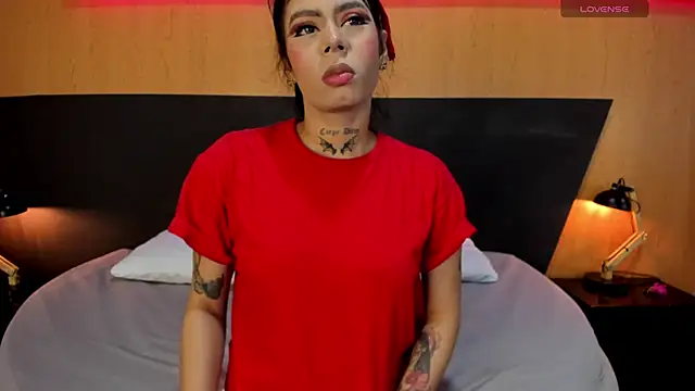 Dakota Monroe online show from October 1, 2025, 7:29 pm