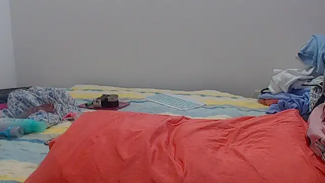 Snapshot of sabrina_v_ chatting on October 13, 2025, 7:10 am sabrina v online show from October 13, 2025, 7:10 am