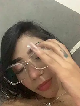 ElaRose 12 online show from October 13, 2025, 7:37 pm