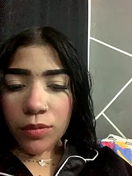 ElaRose 12 online show from October 16, 2025, 6:16 pm