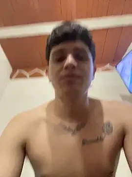 Themasterhades 777 online show from April 15, 2026, 3:56 am