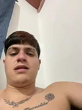 Themasterhades 777 online show from February 15, 2026, 4:02 am