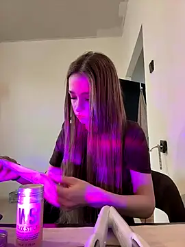 Naomi   Rias online show from November 15, 2025, 5:00 am