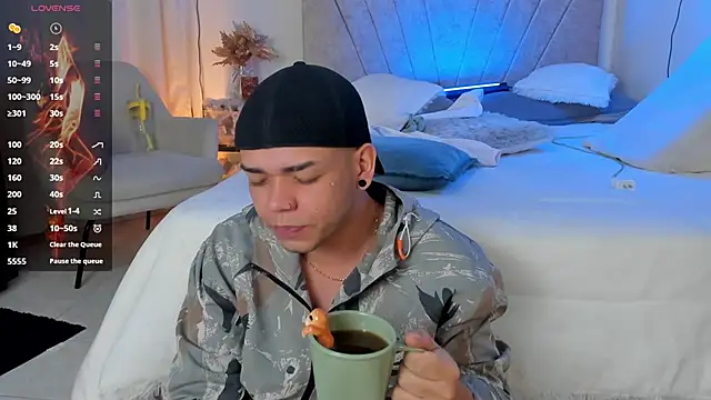 Snapshot of jhosepMoreno chatting on October 11, 2025, 1:12 pm jhosepMoreno online show from October 11, 2025, 1:12 pm