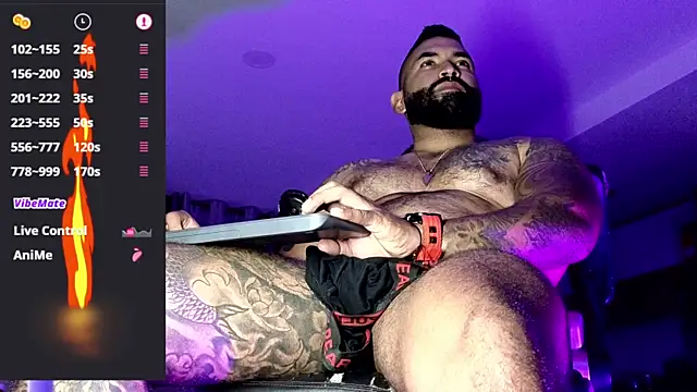 Max-prada online show from May 6, 2026, 2:04 am