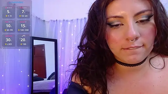 Snapshot of hannia_baileys chatting on July 18, 2026, 10:07 pm hannia baileys online show from July 18, 2026, 10:07 pm