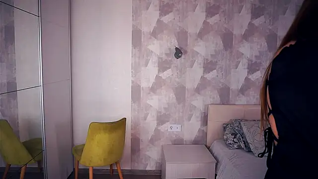 Snapshot of SilverGalen chatting on November 5, 2025, 6:16 am SilverGalen online show from November 5, 2025, 6:16 am