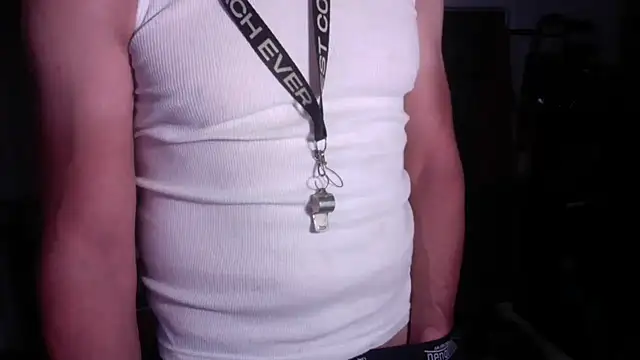 Snapshot of DILFJockDad87 chatting on December 17, 2025, 1:38 pm DILFJockDad87 online show from December 17, 2025, 1:38 pm