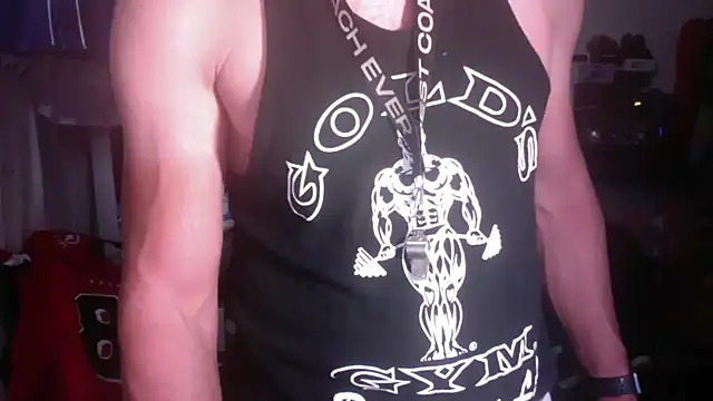 Snapshot of DILFJockDad87 chatting on October 27, 2025, 12:50 pm DILFJockDad87 online show from October 27, 2025, 12:50 pm