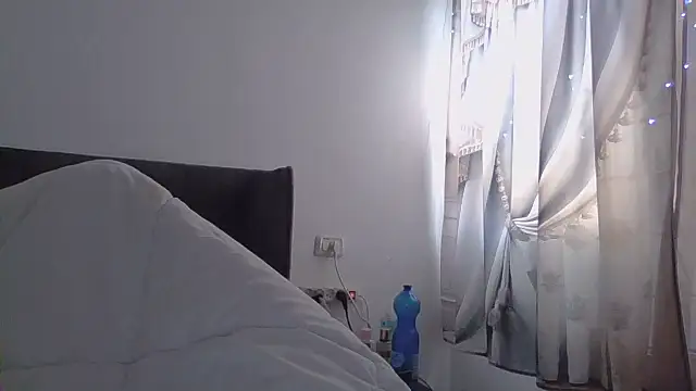 Snapshot of maayanlevi2 chatting on March 10, 2026, 7:12 am maayanlevi2 online show from March 10, 2026, 7:12 am