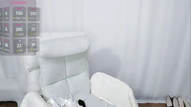 Ailsa-Baby online show from November 3, 2025, 8:18 am