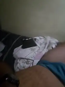 Snapshot of hotcower chatting on February 18, 2026, 3:48 am hotcower online show from February 18, 2026, 3:48 am