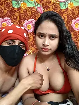 Seducing couple online show from December 23, 2025, 9:19 am