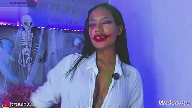  naomibrown  online show from October 24, 2025, 1:48 am