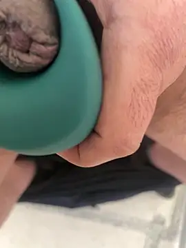 adam69uk online show from March 21, 2026, 3:16 pm