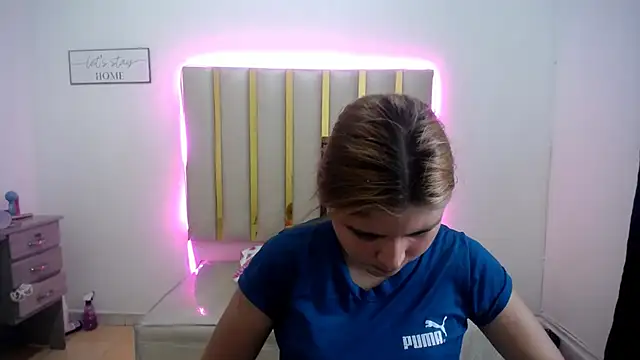 Snapshot of keilicita_tonny_18 chatting on October 10, 2025, 5:14 pm keilicita tonny 18 online show from October 10, 2025, 5:14 pm