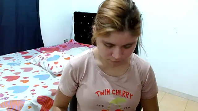 Snapshot of keilicita_tonny_18 chatting on October 16, 2025, 10:01 am keilicita tonny 18 online show from October 16, 2025, 10:01 am