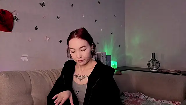 Snapshot of OdetteBiddy chatting on March 14, 2026, 8:04 pm OdetteBiddy online show from March 14, 2026, 8:04 pm