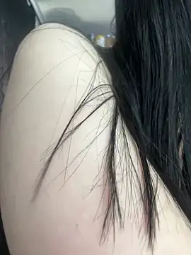 Snapshot of Briana_Hottt chatting on June 19, 2026, 4:02 pm Briana Hottt online show from June 19, 2026, 4:02 pm