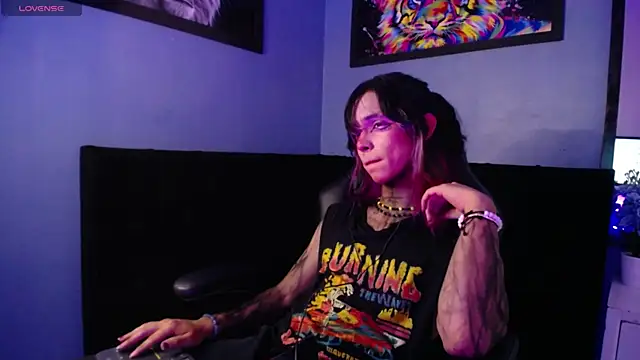 dandii 69 online show from September 15, 2025, 9:15 pm