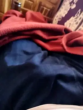 Snapshot of sudu_slave chatting on December 18, 2025, 7:35 am sudu slave online show from December 18, 2025, 7:35 am